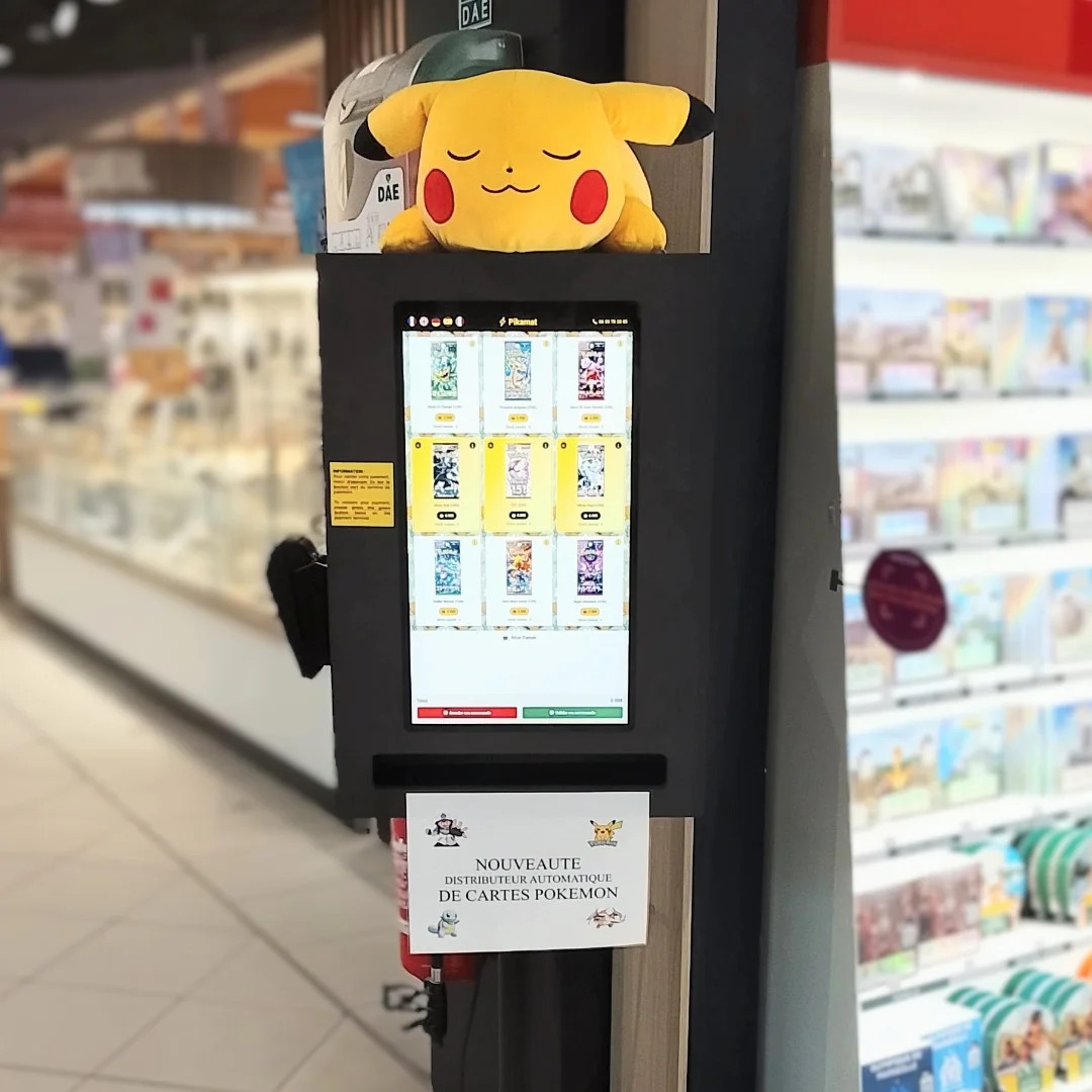 Distributeur de Cartes Pokémon Pikamat au Intermarché de l'Aigle